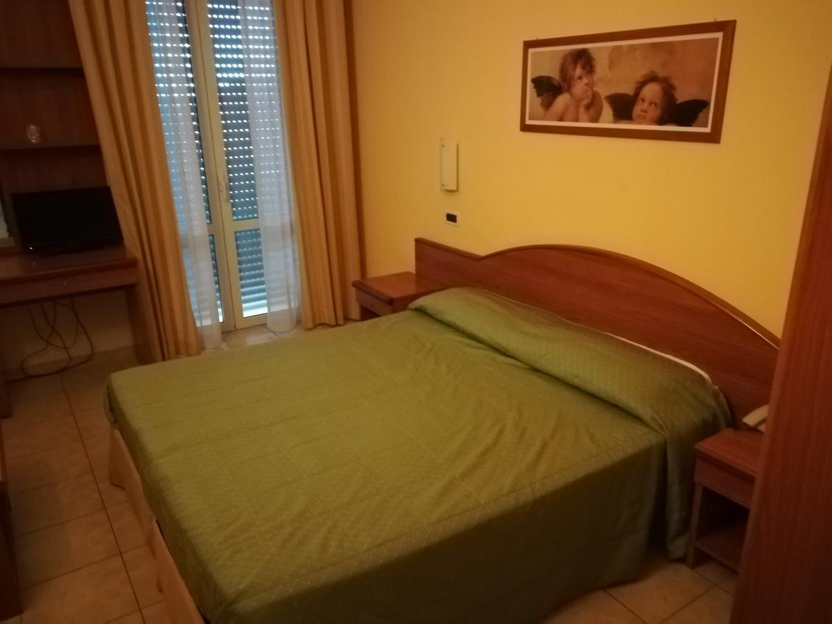 Ancarano  Hotel Tramonto المظهر الخارجي الصورة